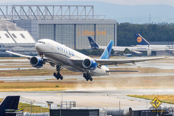Boeing 777-222/ER
