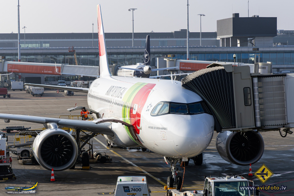 Airbus A320-251N
