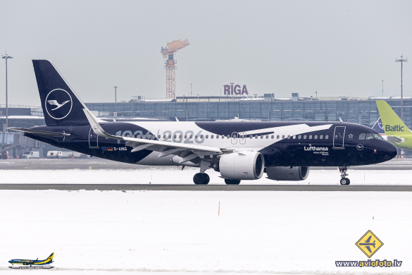 Airbus A320-271N