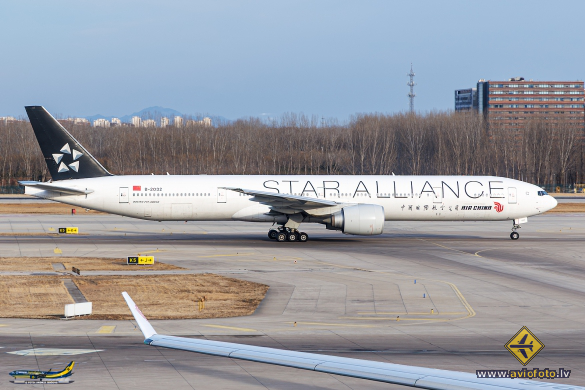 Boeing 777-39L/ER