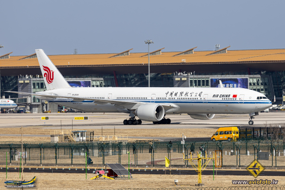 Boeing 777-39L/ER