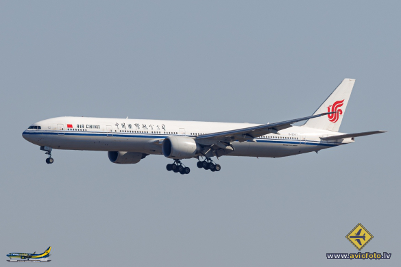 Boeing 777-39L/ER
