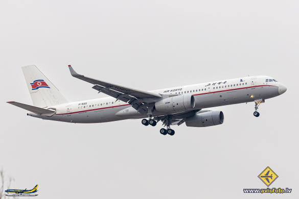Tupolev Tu-204-100V