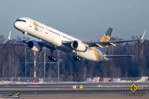 Boeing 757-330