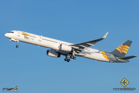 Boeing 757-330