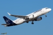 Airbus A320-214