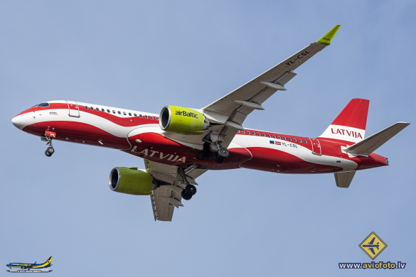 Airbus A220-300