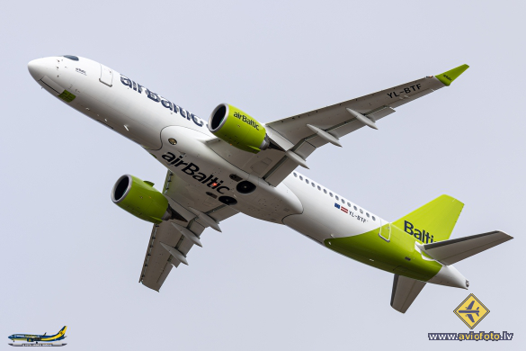 Airbus A220-300