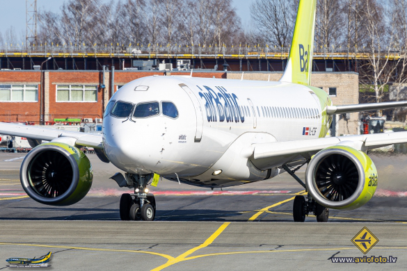 Bombardier CSeries CS300 (BD-500-1A11)