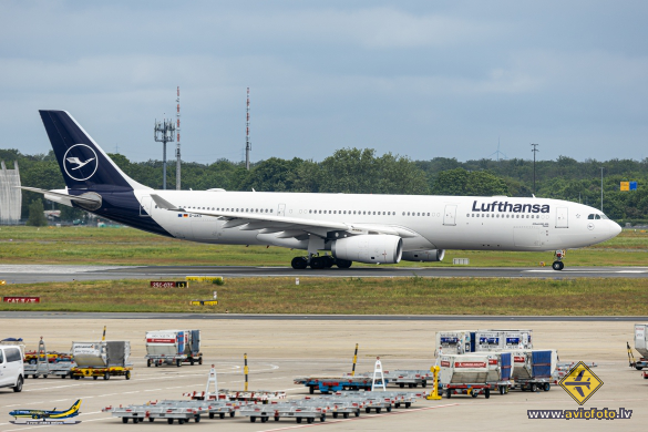 Airbus A330-343