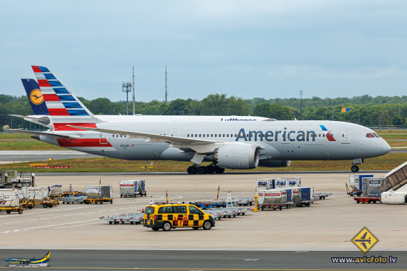 Boeing 787-8 Dreamliner