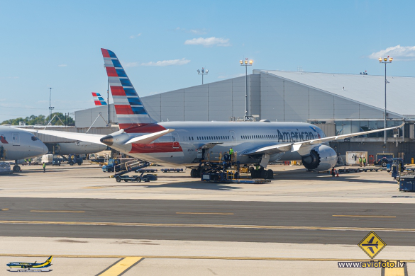 Boeing 787-9 Dreamliner