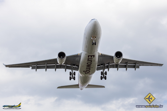 Airbus A330-202
