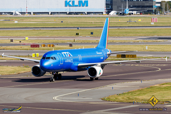 Airbus A320-216
