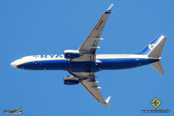 Boeing 737-8AS