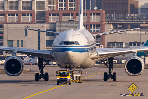 Airbus A330-343