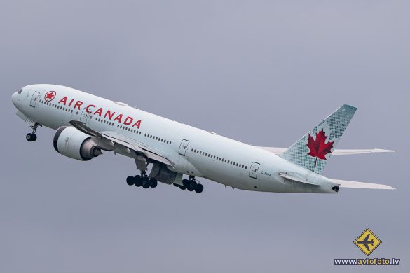 Boeing 777-233/LR