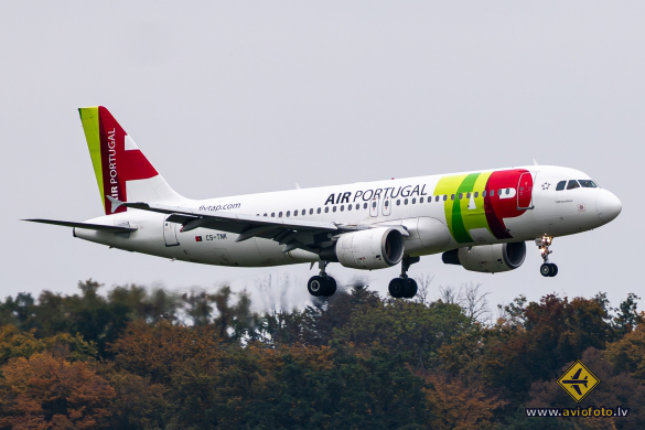 Airbus A320-214