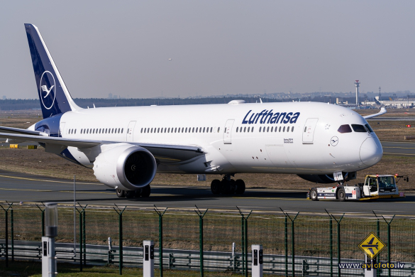 Boeing 787-9 Dreamliner
