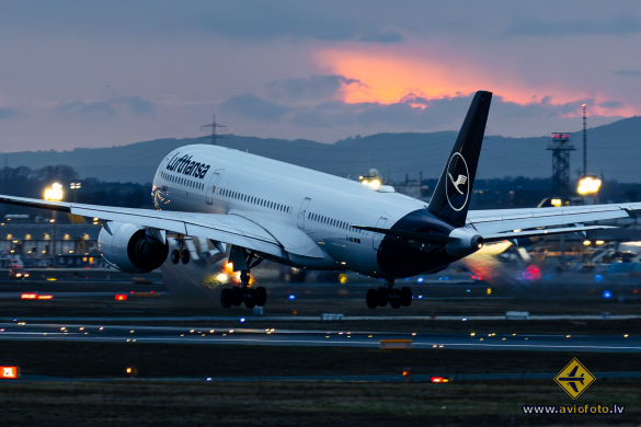 Airbus A350-941