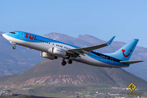 Boeing 737-8K5