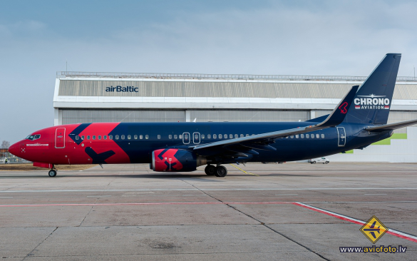 Boeing 737-8Q8