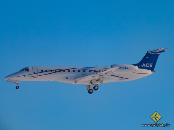 Embraer ERJ-135LR (EMB-135LR)