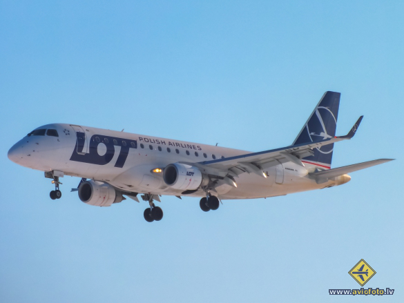 Embraer 175LR (ERJ-170-200LR)