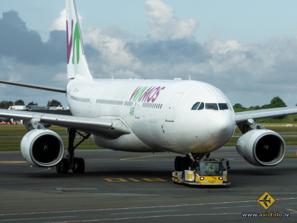 Airbus A330-243