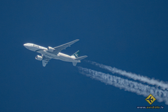 Boeing 777-240/ER