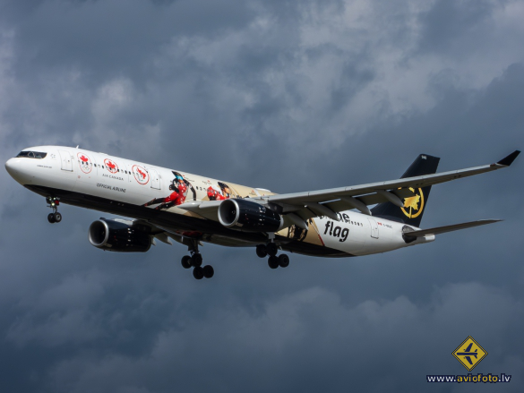 Airbus A330-343