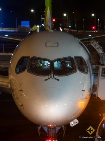 Airbus A220-300