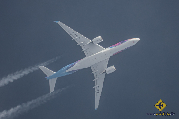 Airbus A350-941