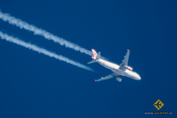Airbus A320-214