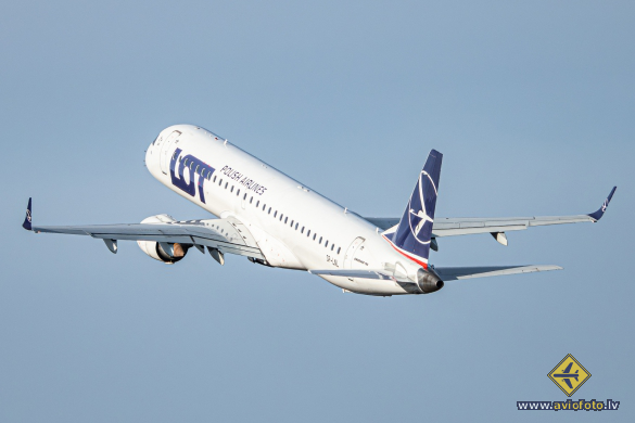 Embraer 195LR (ERJ-190-200LR)