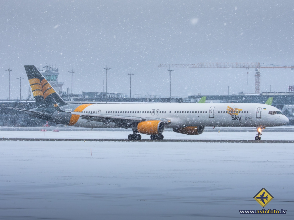 Boeing 757-330