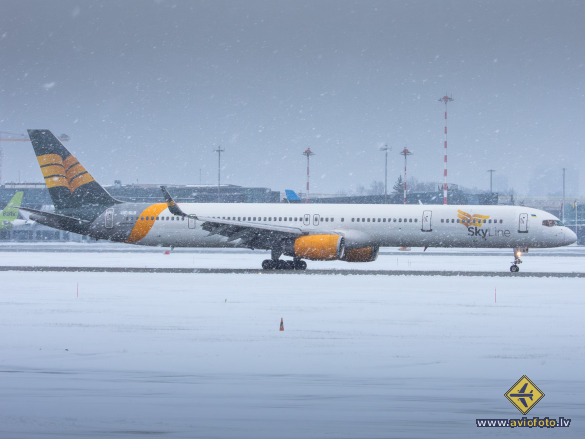 Boeing 757-330