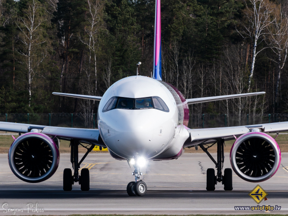 Airbus A321-271NX