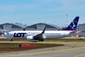 Boeing 737-89P