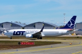 Boeing 737-89P