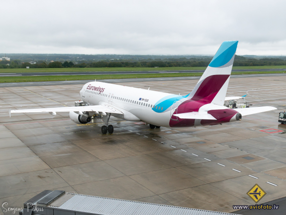 Airbus A320-214