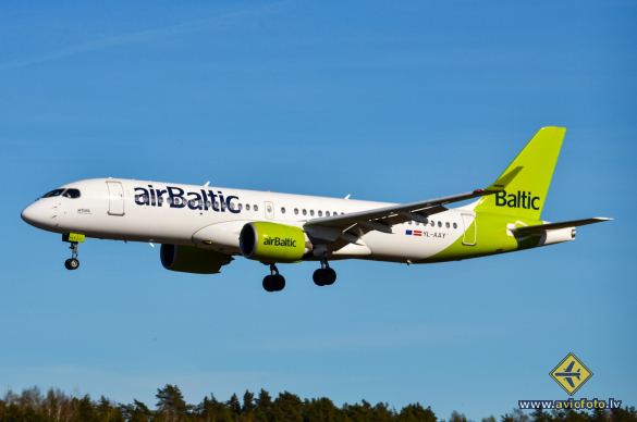 Airbus A220-300