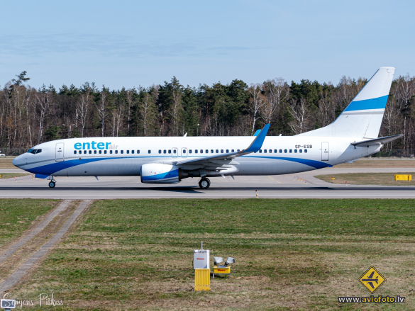 Boeing 737-8Q8