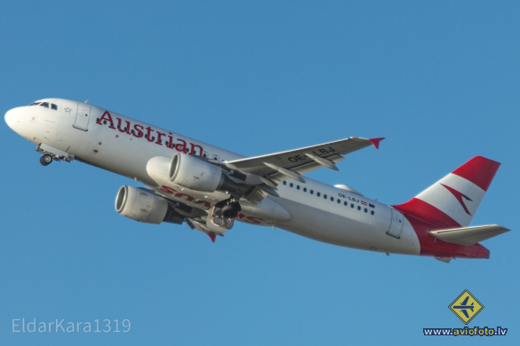 Airbus A320-214