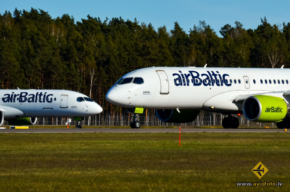 Bombardier CSeries CS300 (BD-500-1A11)