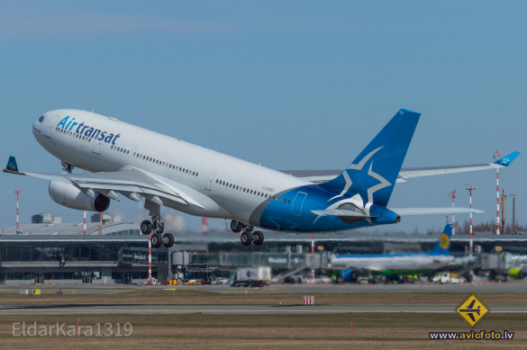 Airbus A330-243