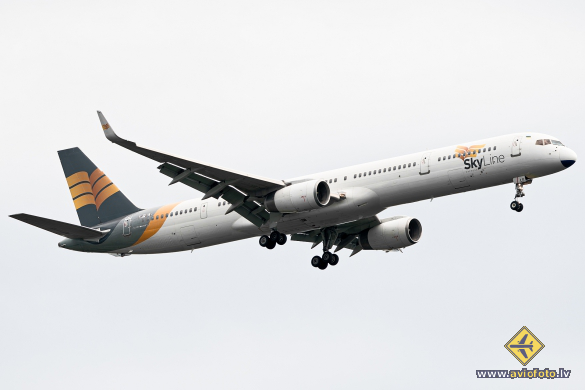Boeing 757-330