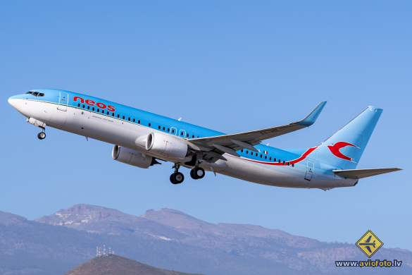 Boeing 737-8ME