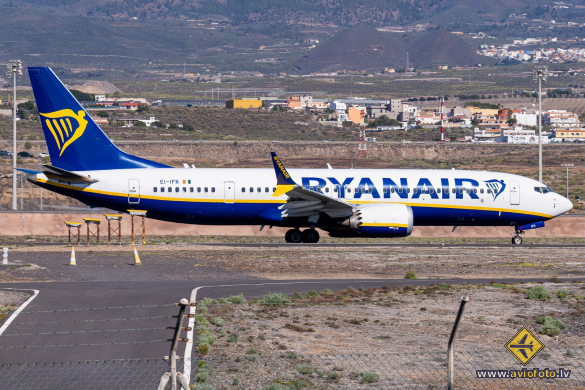 Boeing 737-8 MAX 200