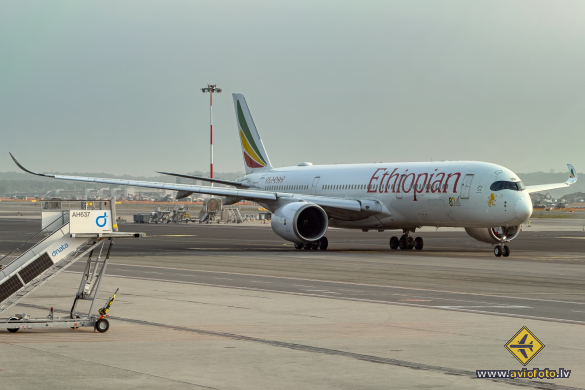 Airbus A350-941